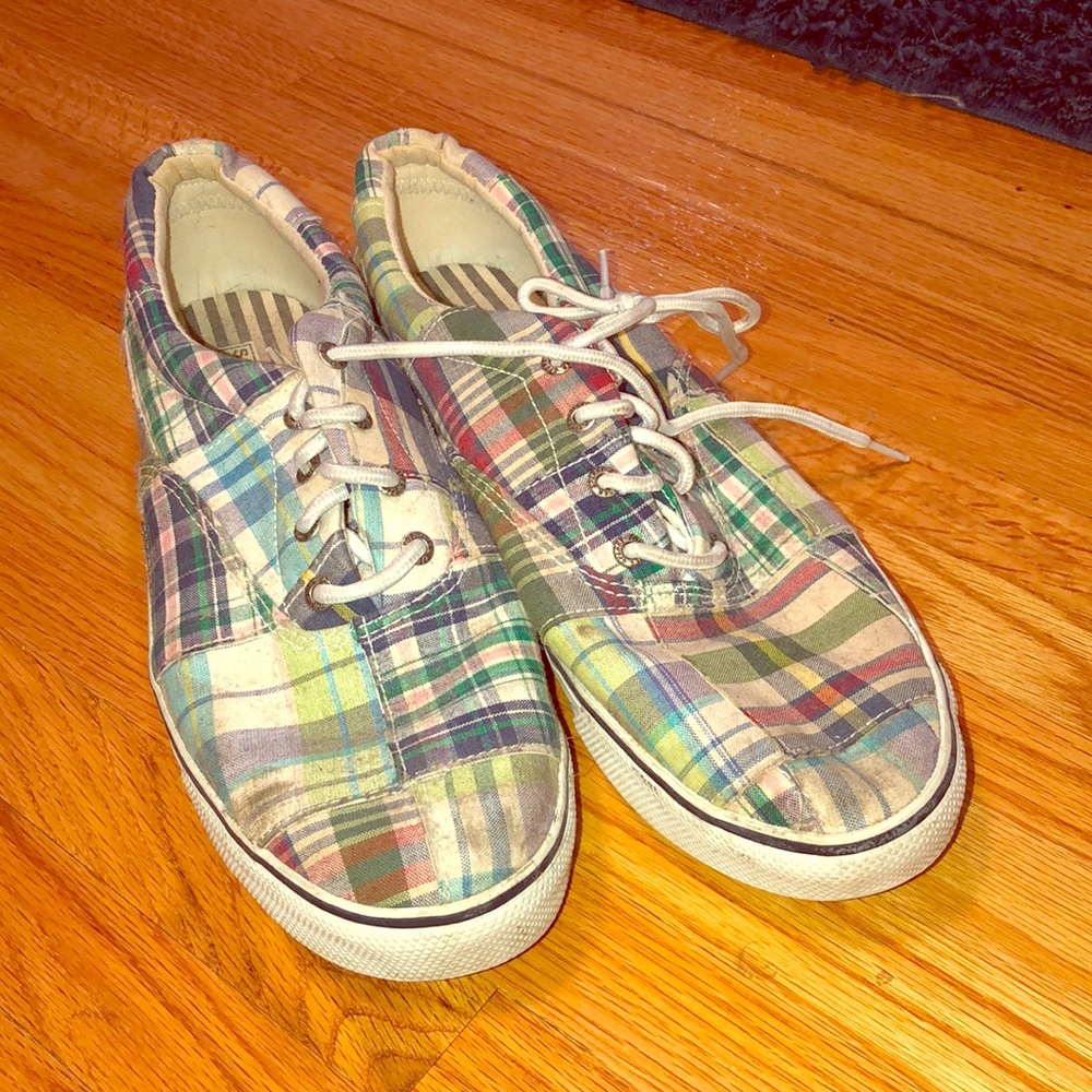 Sperry sneakers size 11